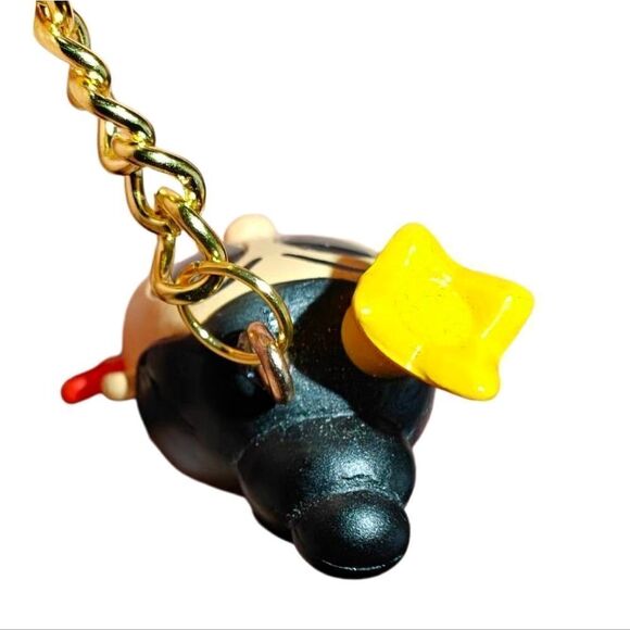 Disney Doorables Queen Of Hearts Keychain - Picture 3 of 3